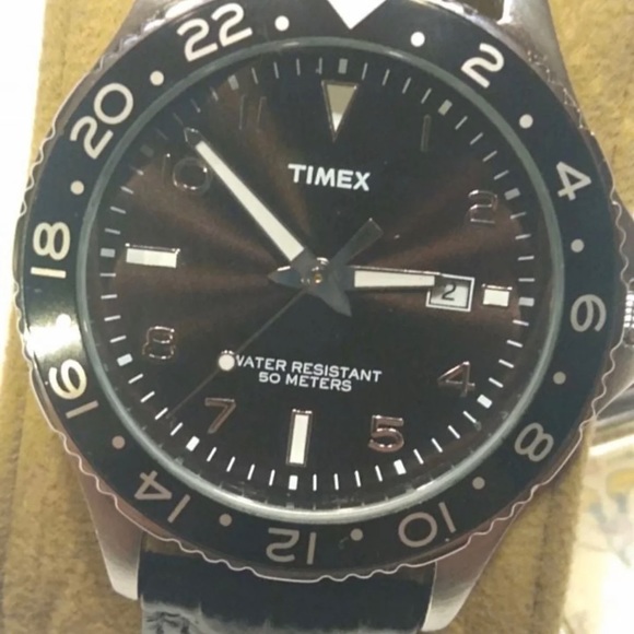 Mint Timex Submariner Diver Style with Day Window Black Leather Band - Picture 3 of 5